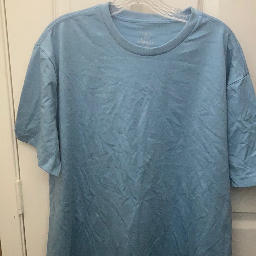 FINAL MARKDOWN Nwot classic George tee xl